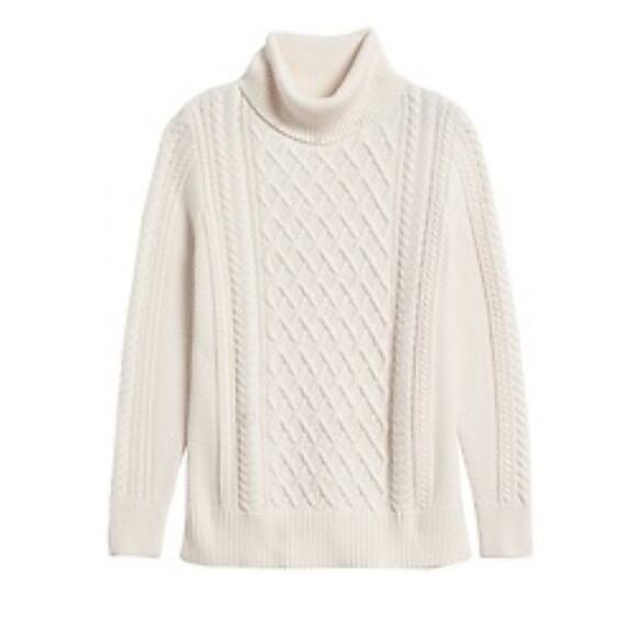 Banana Republic Sweaters - Banana Republic Sweater Women's Small White Cable Knit Turtleneck Pullover